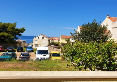 apartman roza, pogled na more s terase